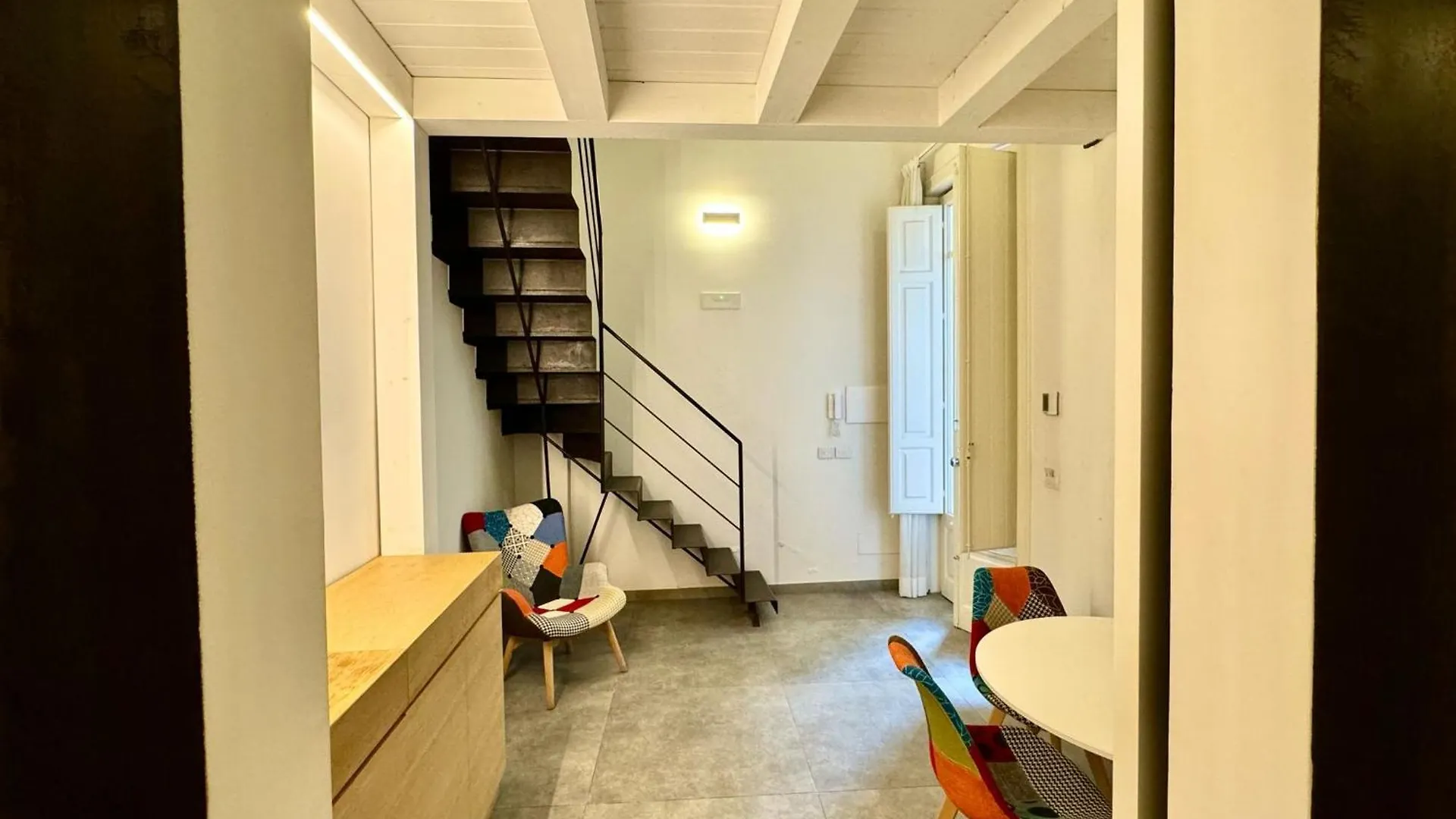 Cortile Nobile Luxury Suites Aeroporto di Catania Fontana Rossa 0*,