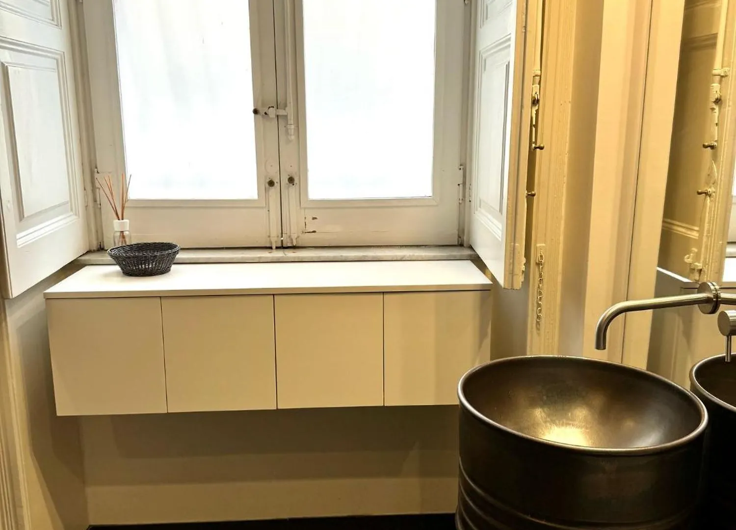 Cortile Nobile Luxury Suites Aeroporto di Catania Fontana Rossa Italia